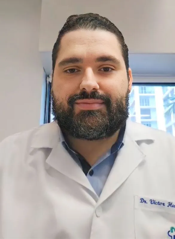 Dr. Victor Hugo Martins